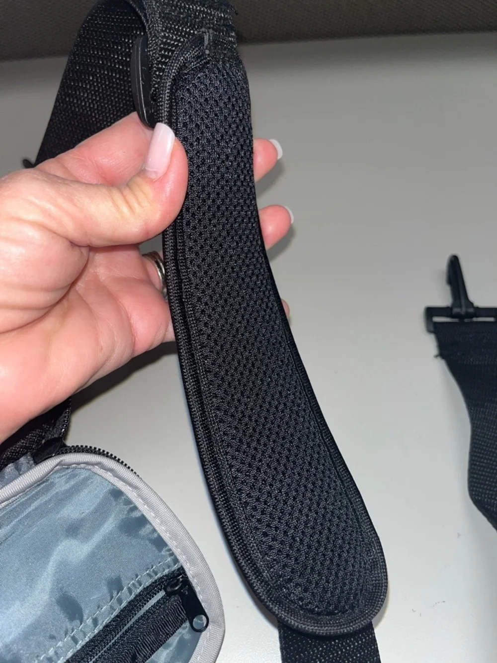 Samsonite Black and Gray Camera Crossbody Bag